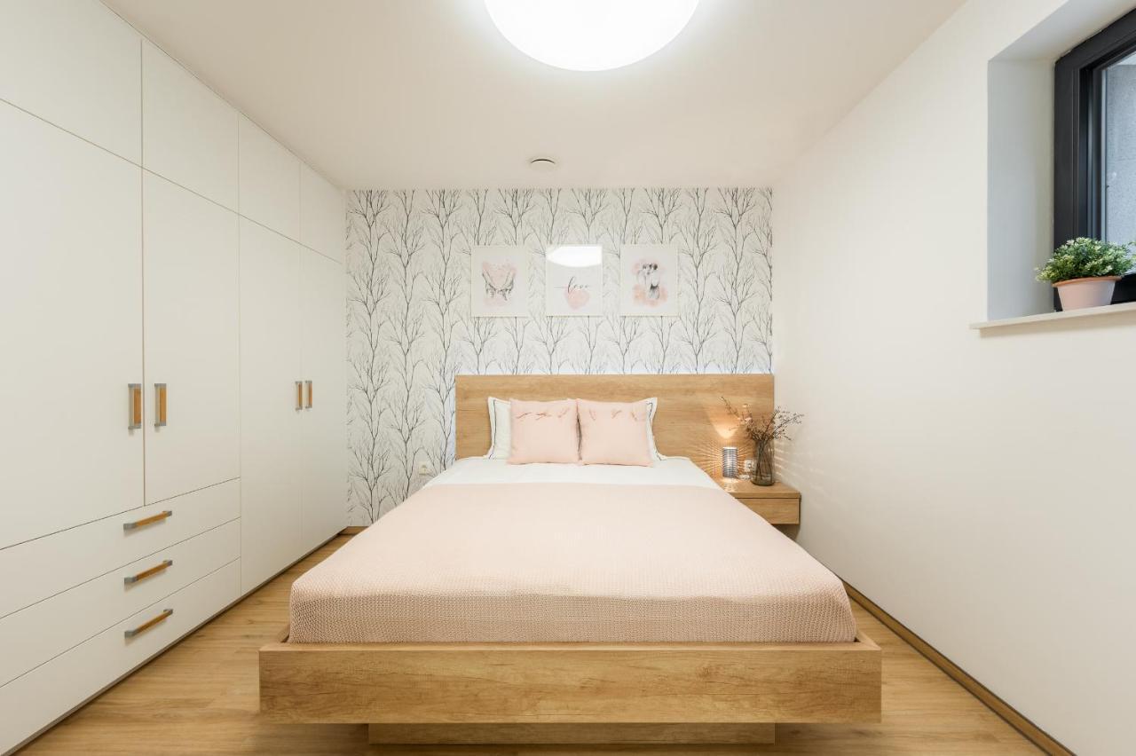 Apartments Gros Radece Zewnętrze zdjęcie